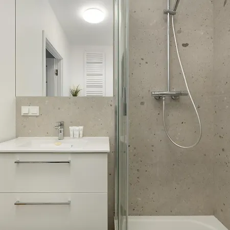 Rent Like - Gwiazdzista 20 アパート